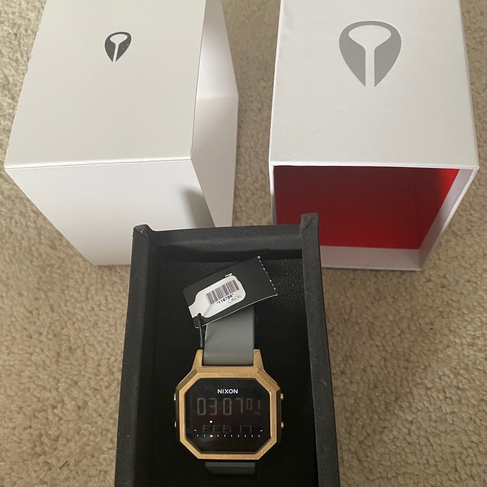 Nixon Siren Tide Watch